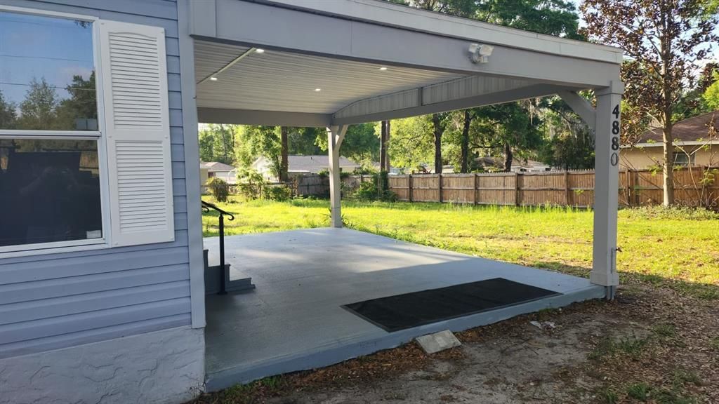 На продажу: $210,000 (3 спален, 2 ванн, 1242 Квадратных фут)