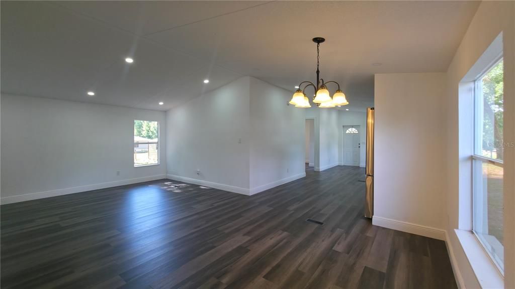 En Venta: $210,000 (3 camas, 2 baños, 1242 Pies cuadrados)