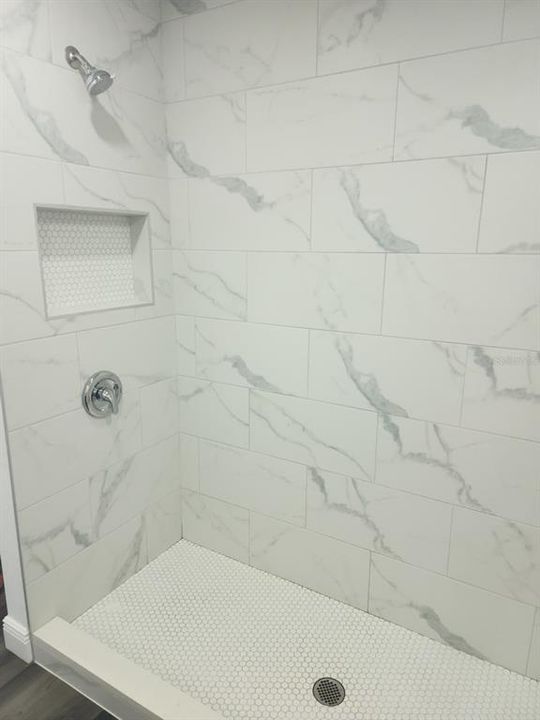 На продажу: $210,000 (3 спален, 2 ванн, 1242 Квадратных фут)