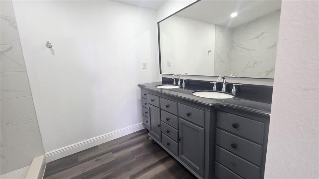 En Venta: $210,000 (3 camas, 2 baños, 1242 Pies cuadrados)