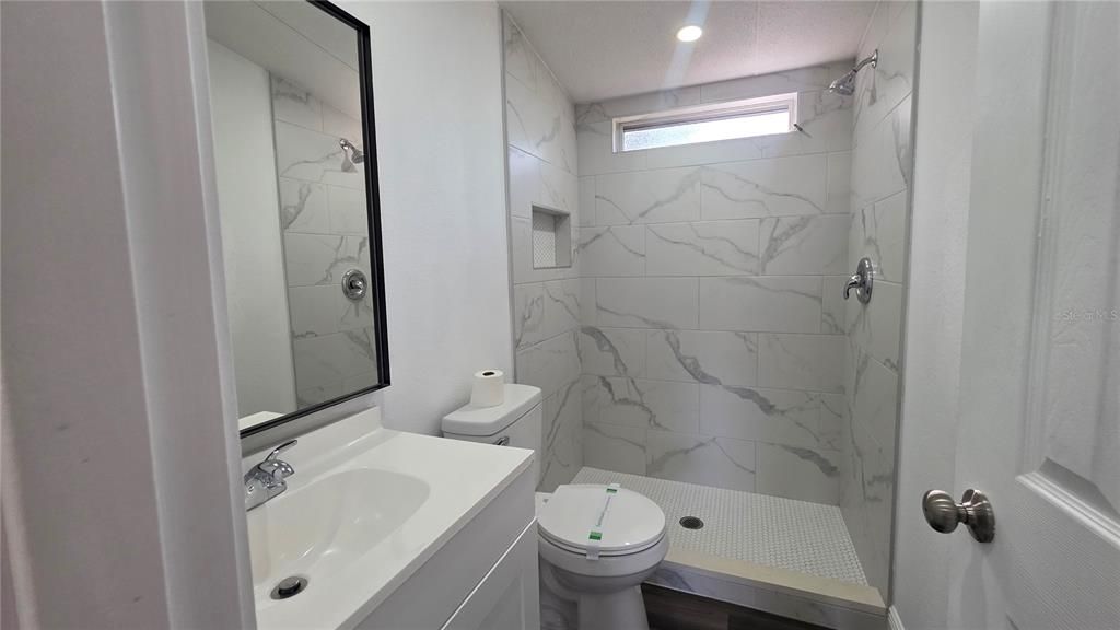 En Venta: $210,000 (3 camas, 2 baños, 1242 Pies cuadrados)