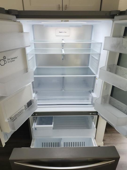 На продажу: $210,000 (3 спален, 2 ванн, 1242 Квадратных фут)