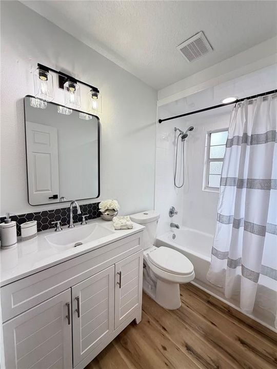 待售: $264,900 (3 贝兹, 2 浴室, 1804 平方英尺)