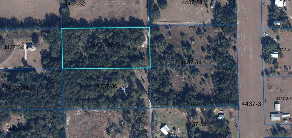 На продажу: $265,000 (5.09 acres)