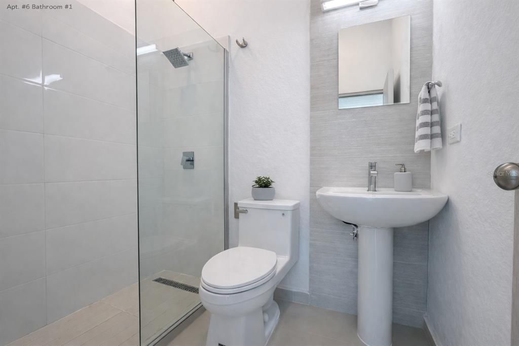 En Renta: $2,700 (2 camas, 2 baños, 634 Pies cuadrados)