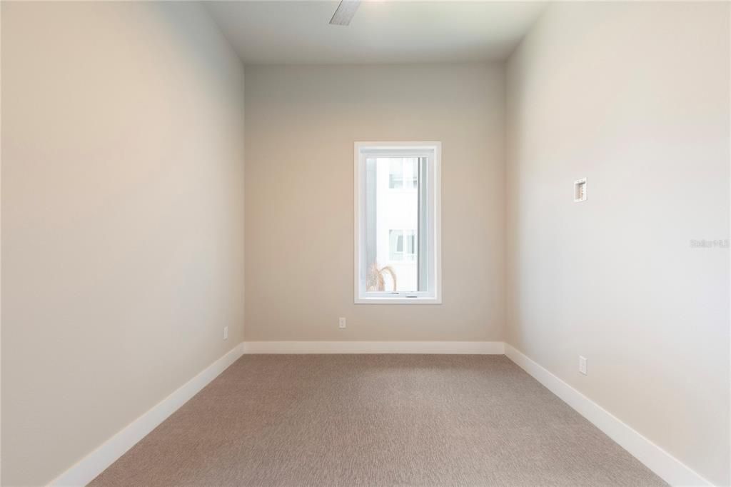 En Venta: $462,900 (5 camas, 4 baños, 2630 Pies cuadrados)