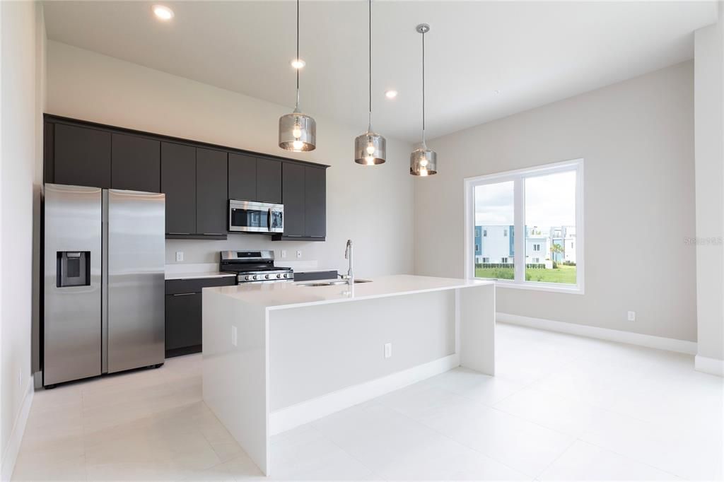 En Venta: $462,900 (5 camas, 4 baños, 2630 Pies cuadrados)