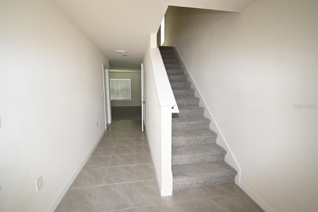 For Sale: $293,242 (3 beds, 2 baths, 1942 Square Feet)