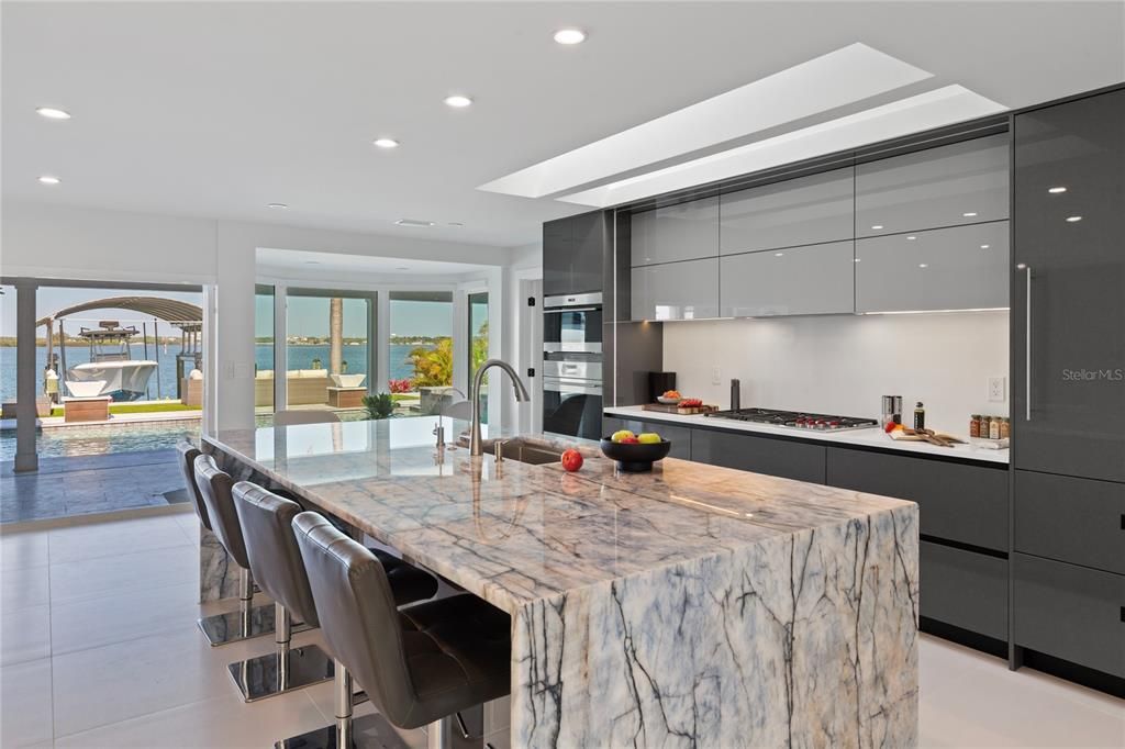For Sale: $3,400,000 (4 beds, 3 baths, 2653 Square Feet)