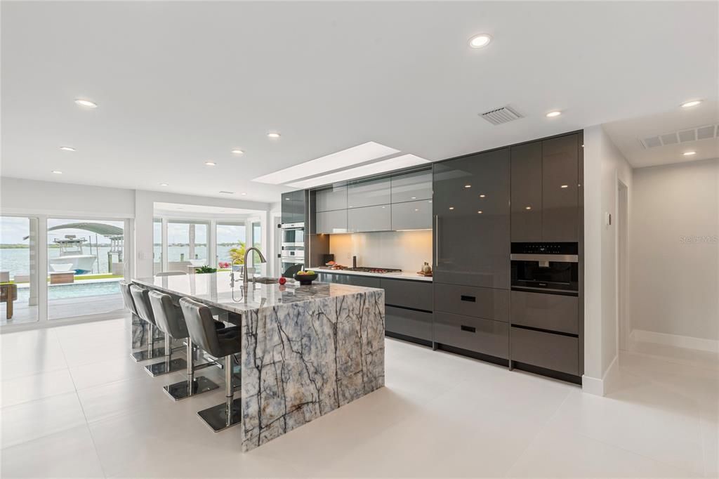 For Sale: $3,400,000 (4 beds, 3 baths, 2653 Square Feet)