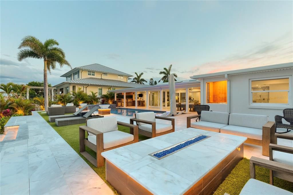 For Sale: $3,400,000 (4 beds, 3 baths, 2653 Square Feet)