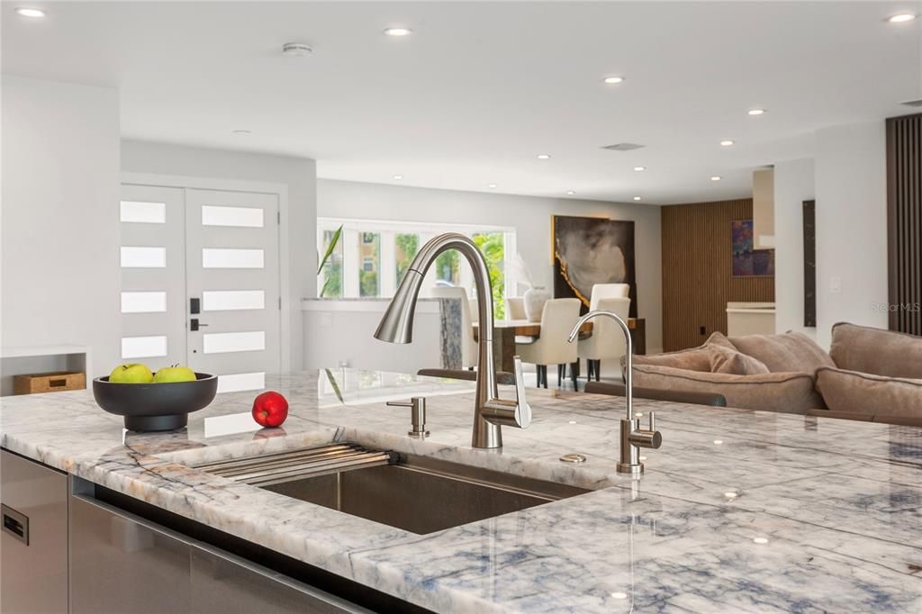 For Sale: $3,400,000 (4 beds, 3 baths, 2653 Square Feet)