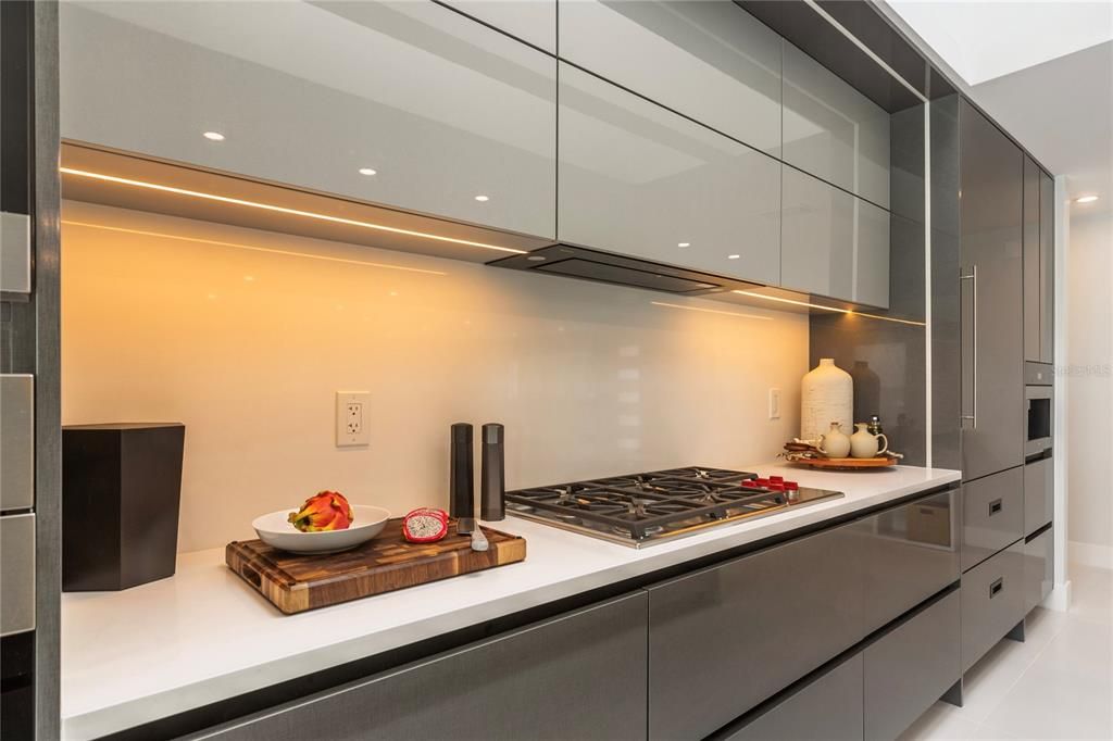 For Sale: $3,400,000 (4 beds, 3 baths, 2653 Square Feet)