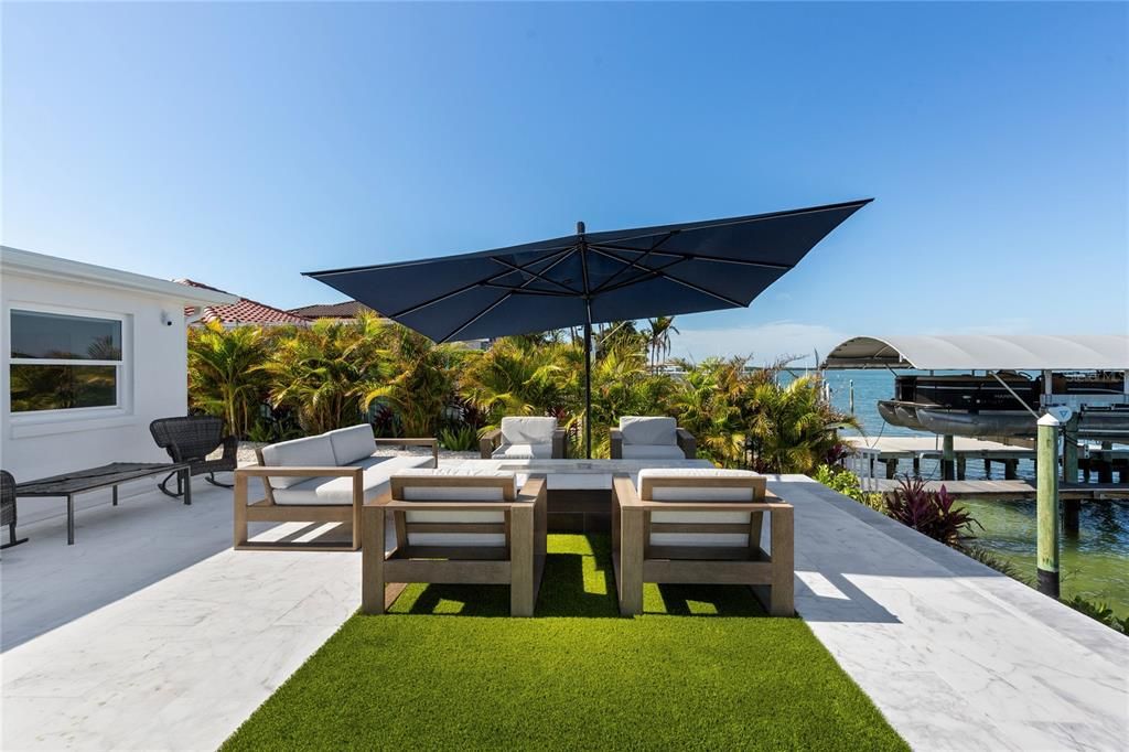 For Sale: $3,400,000 (4 beds, 3 baths, 2653 Square Feet)