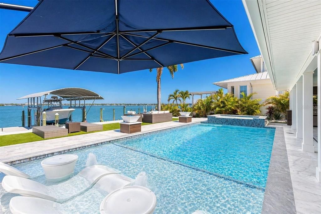 For Sale: $3,400,000 (4 beds, 3 baths, 2653 Square Feet)