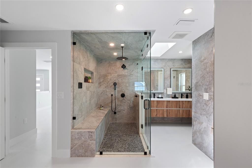 For Sale: $3,400,000 (4 beds, 3 baths, 2653 Square Feet)