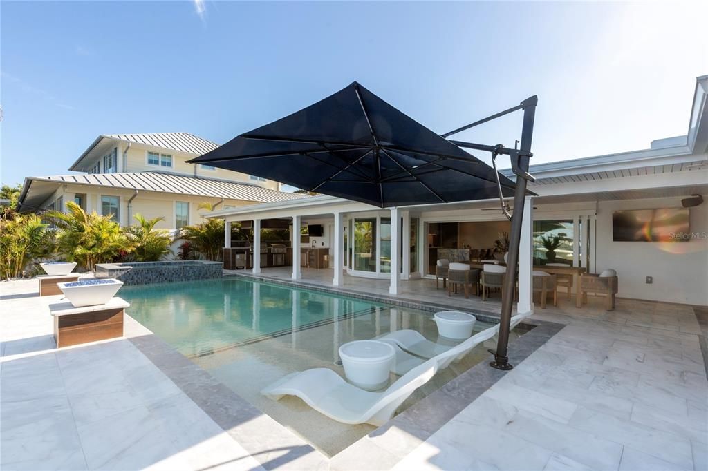 For Sale: $3,400,000 (4 beds, 3 baths, 2653 Square Feet)
