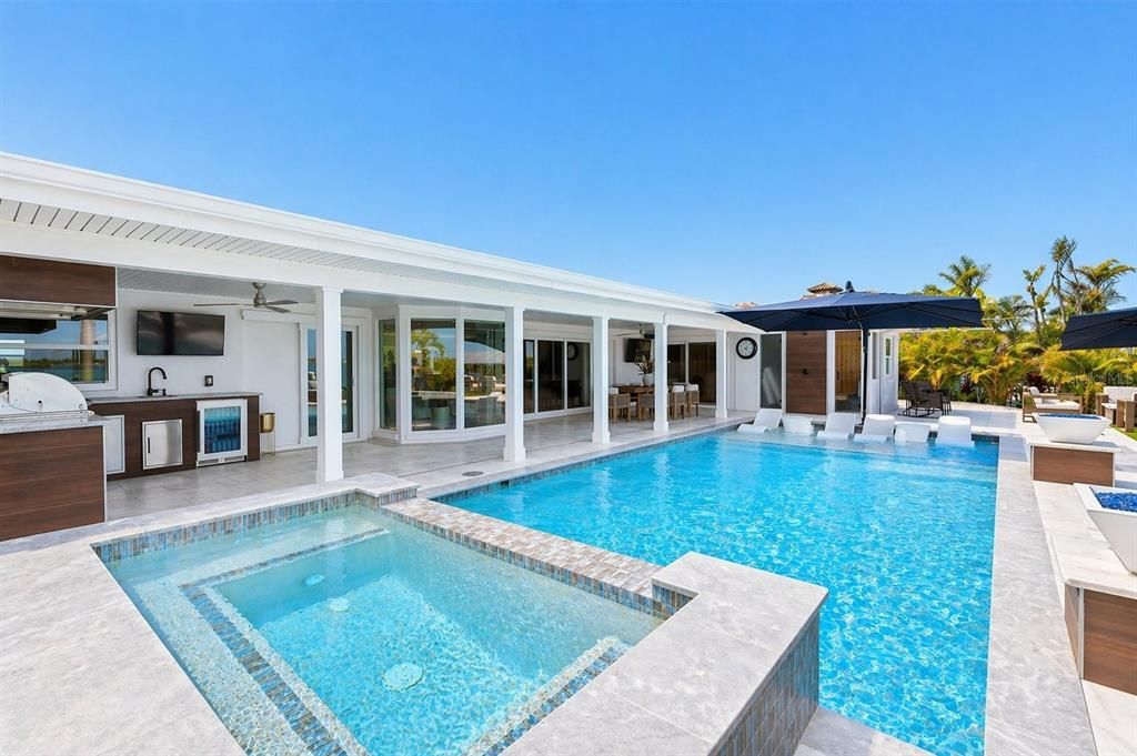 For Sale: $3,400,000 (4 beds, 3 baths, 2653 Square Feet)