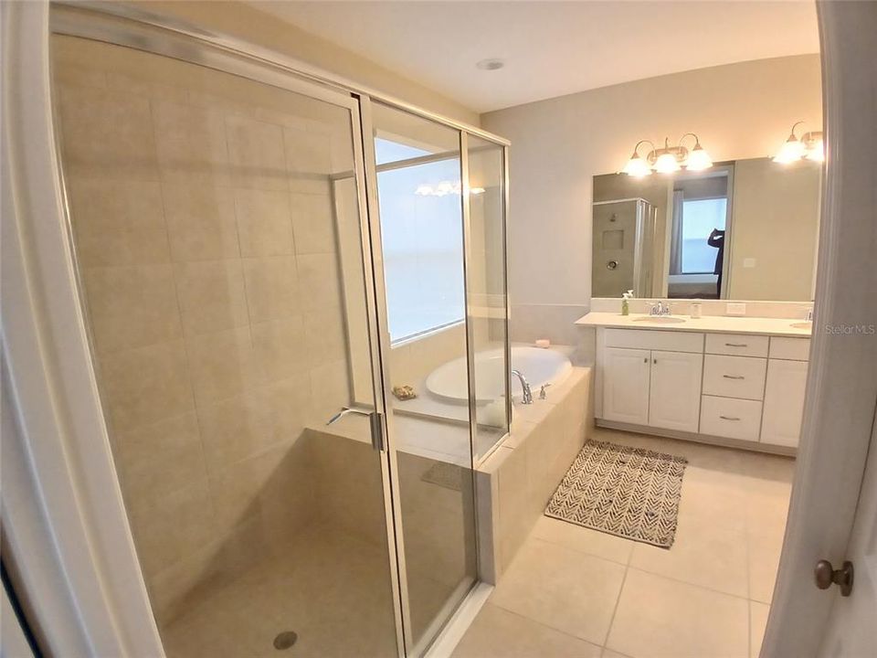 Active With Contract: $475,000 (4 beds, 3 baths, 2415 Square Feet)