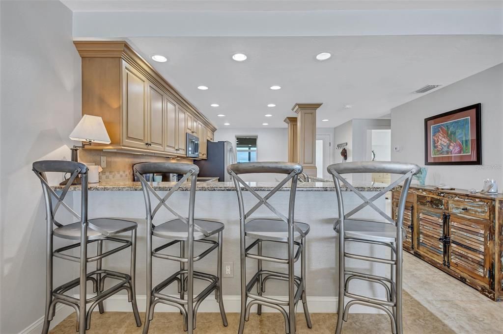 Active With Contract: $1,795,000 (3 beds, 2 baths, 1798 Square Feet)