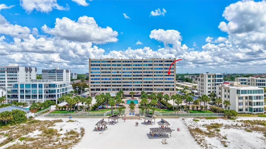 Active With Contract: $1,795,000 (3 beds, 2 baths, 1798 Square Feet)