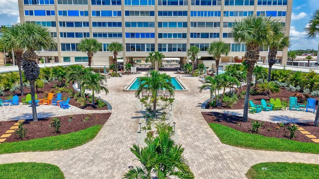 Active With Contract: $1,795,000 (3 beds, 2 baths, 1798 Square Feet)