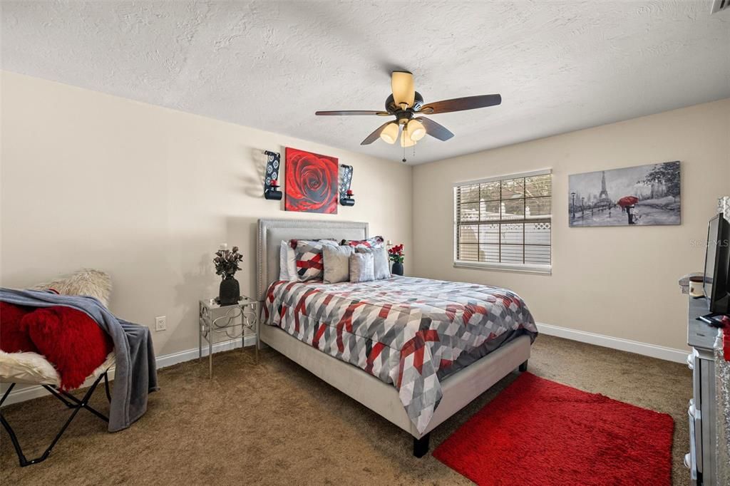 En Venta: $185,000 (2 camas, 1 baños, 1578 Pies cuadrados)