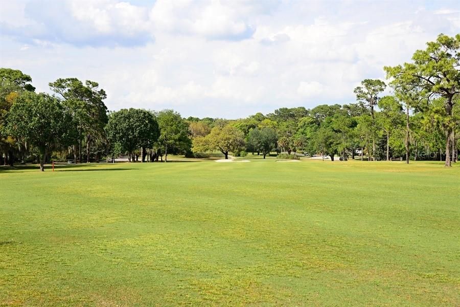 Activo con contrato: $745,000 (4 camas, 3 baños, 3000 Pies cuadrados)