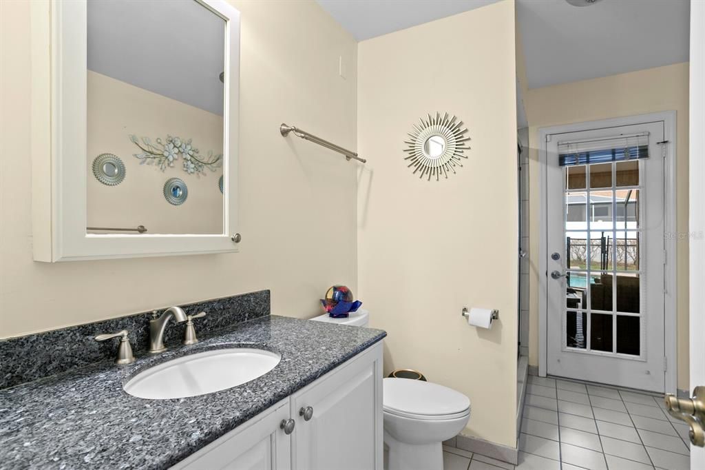 Activo con contrato: $745,000 (4 camas, 3 baños, 3000 Pies cuadrados)