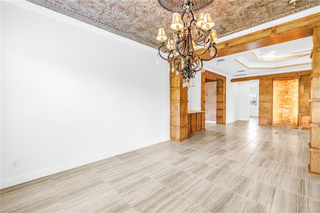 En Venta: $599,000 (3 camas, 3 baños, 3018 Pies cuadrados)