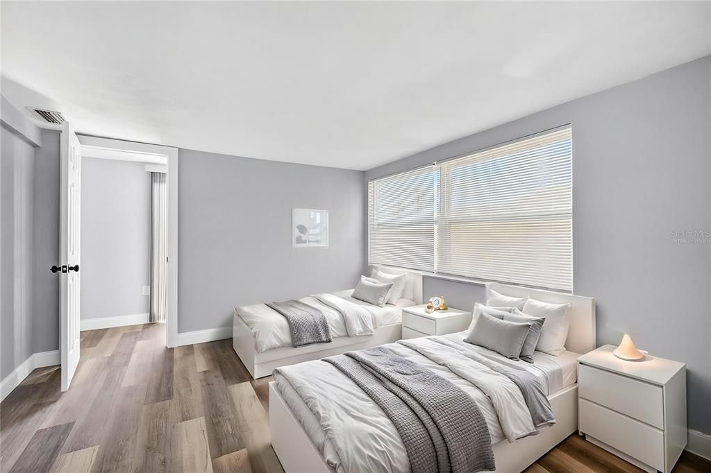 Activo con contrato: $269,900 (3 camas, 2 baños, 1310 Pies cuadrados)