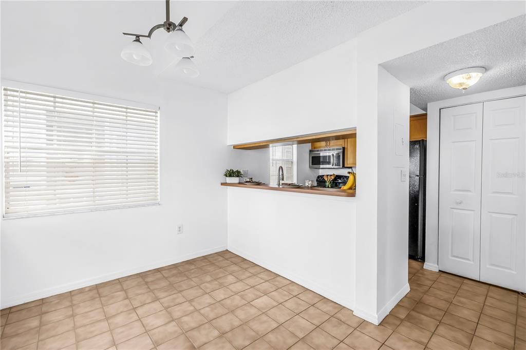 Activo con contrato: $142,000 (1 camas, 1 baños, 680 Pies cuadrados)