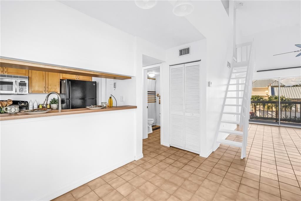 Activo con contrato: $142,000 (1 camas, 1 baños, 680 Pies cuadrados)
