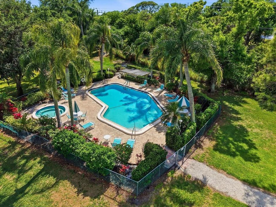 En Venta: $250,000 (2 camas, 2 baños, 1408 Pies cuadrados)