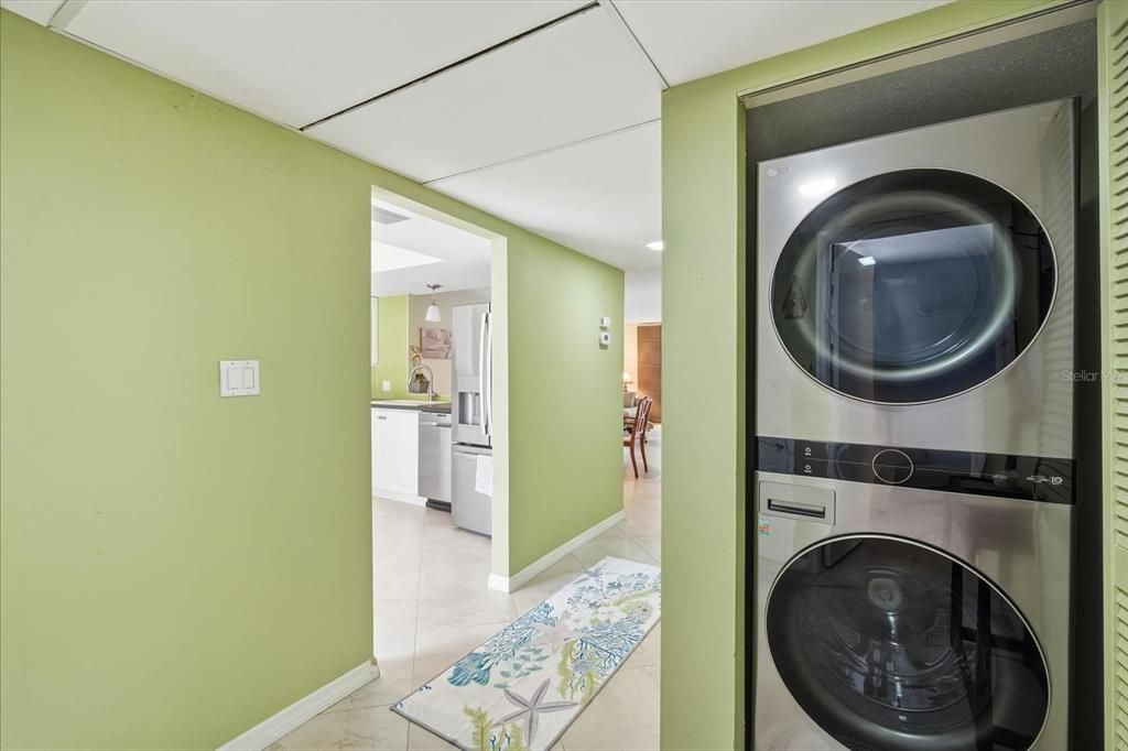 En Venta: $250,000 (2 camas, 2 baños, 1408 Pies cuadrados)