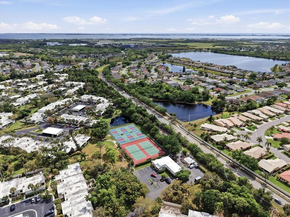 En Venta: $250,000 (2 camas, 2 baños, 1408 Pies cuadrados)