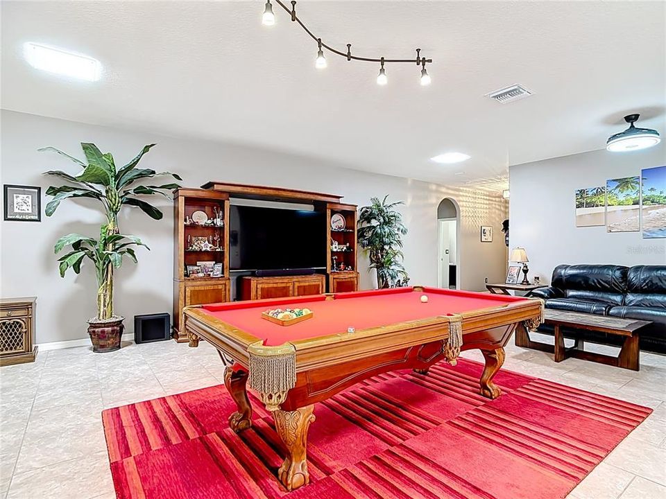 На продажу: $465,000 (4 спален, 3 ванн, 2360 Квадратных фут)