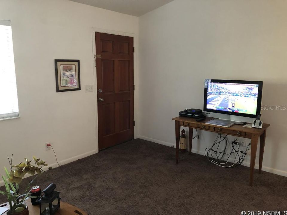 На продажу: $340,000 (2 спален, 0 ванн, 2200 Квадратных фут)