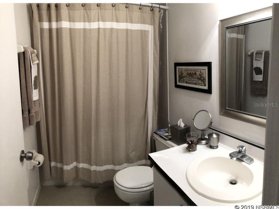 На продажу: $340,000 (2 спален, 0 ванн, 2200 Квадратных фут)