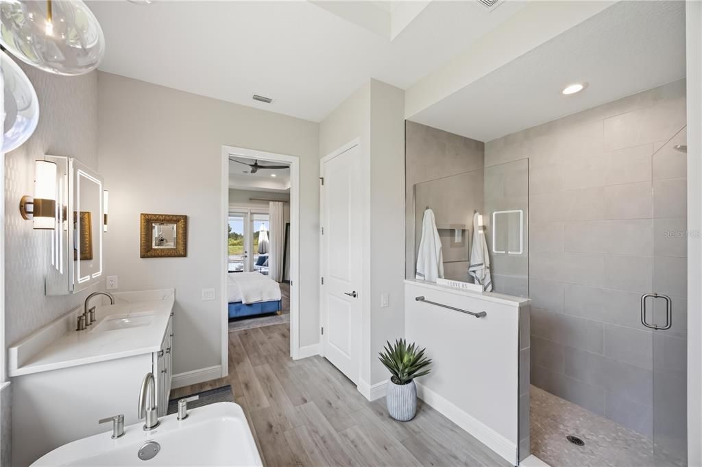 For Sale: $1,649,990 (3 beds, 3 baths, 2872 Square Feet)