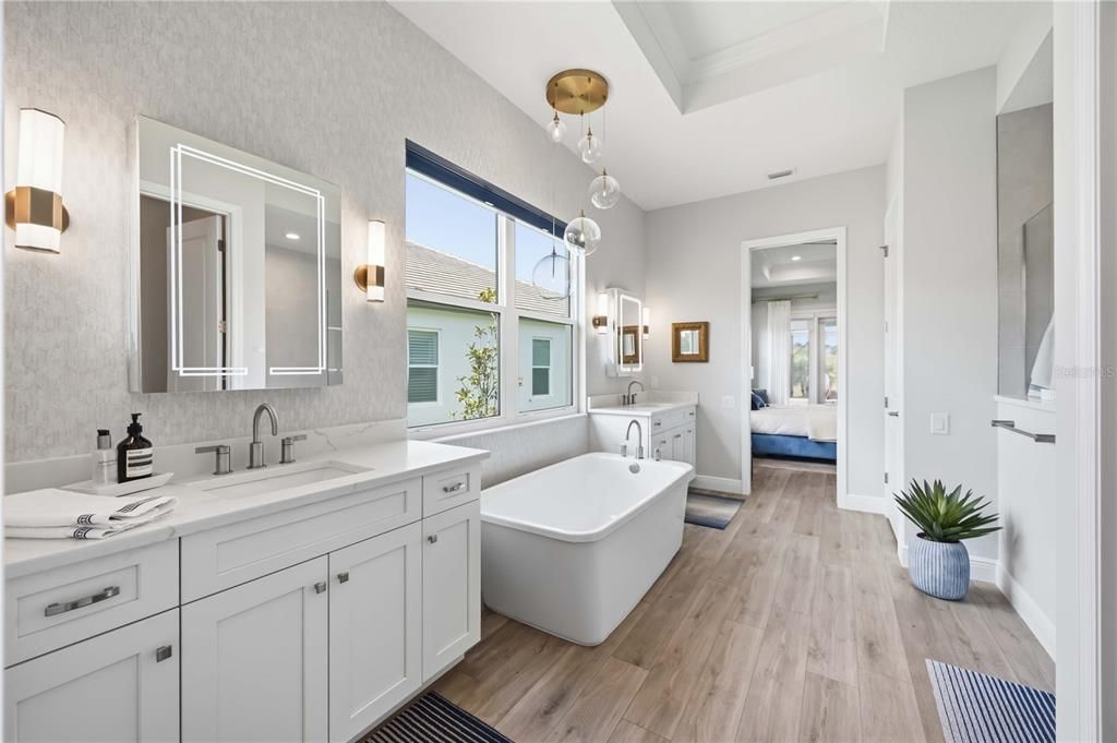For Sale: $1,649,990 (3 beds, 3 baths, 2872 Square Feet)