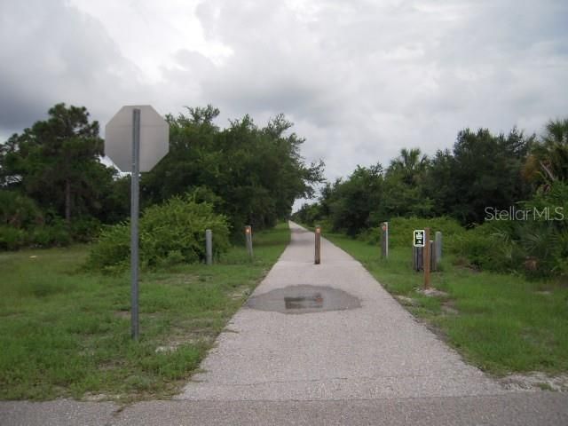 En Venta: $41,000 (0.32 acres)