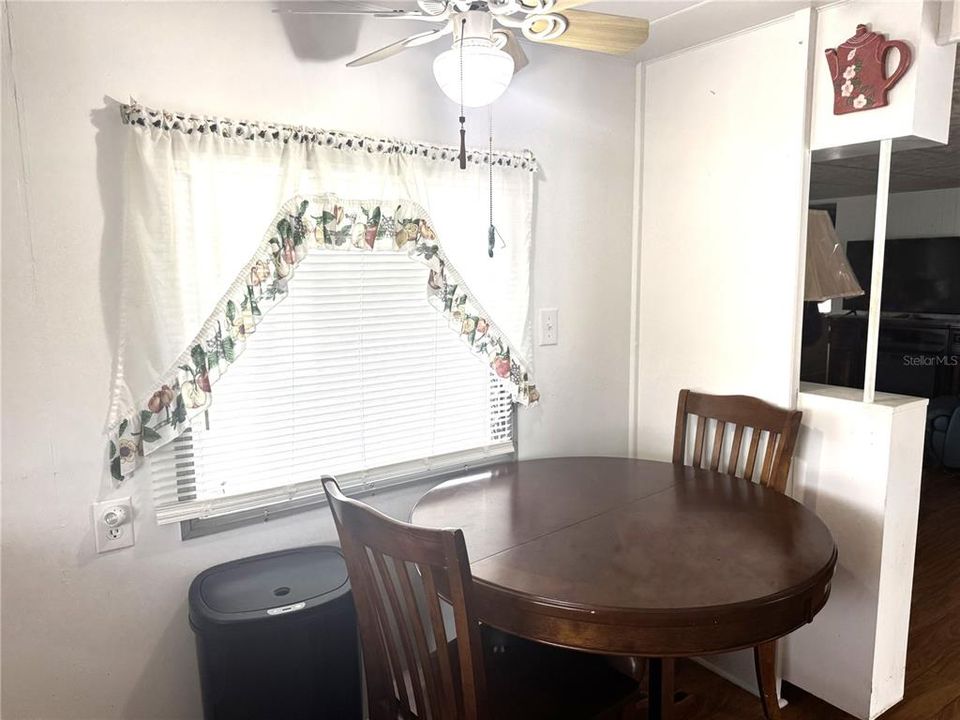 For Sale: $139,000 (2 beds, 2 baths, 471 Square Feet)