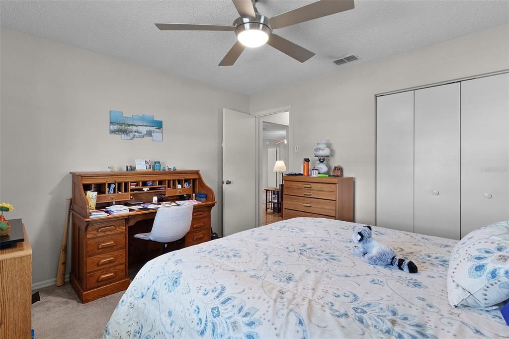 Active With Contract: $244,900 (3 beds, 2 baths, 1526 Square Feet)