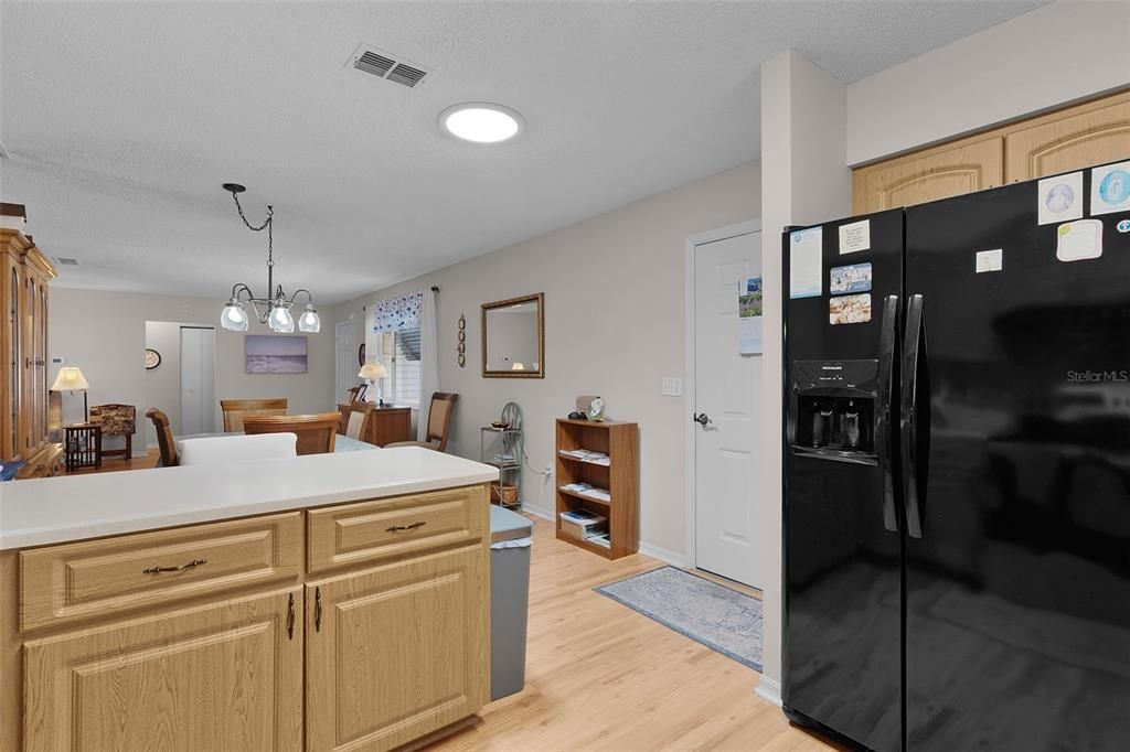 Active With Contract: $244,900 (3 beds, 2 baths, 1526 Square Feet)