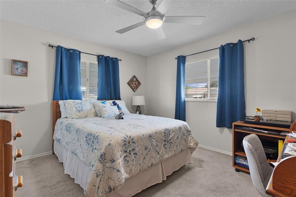 Active With Contract: $244,900 (3 beds, 2 baths, 1526 Square Feet)