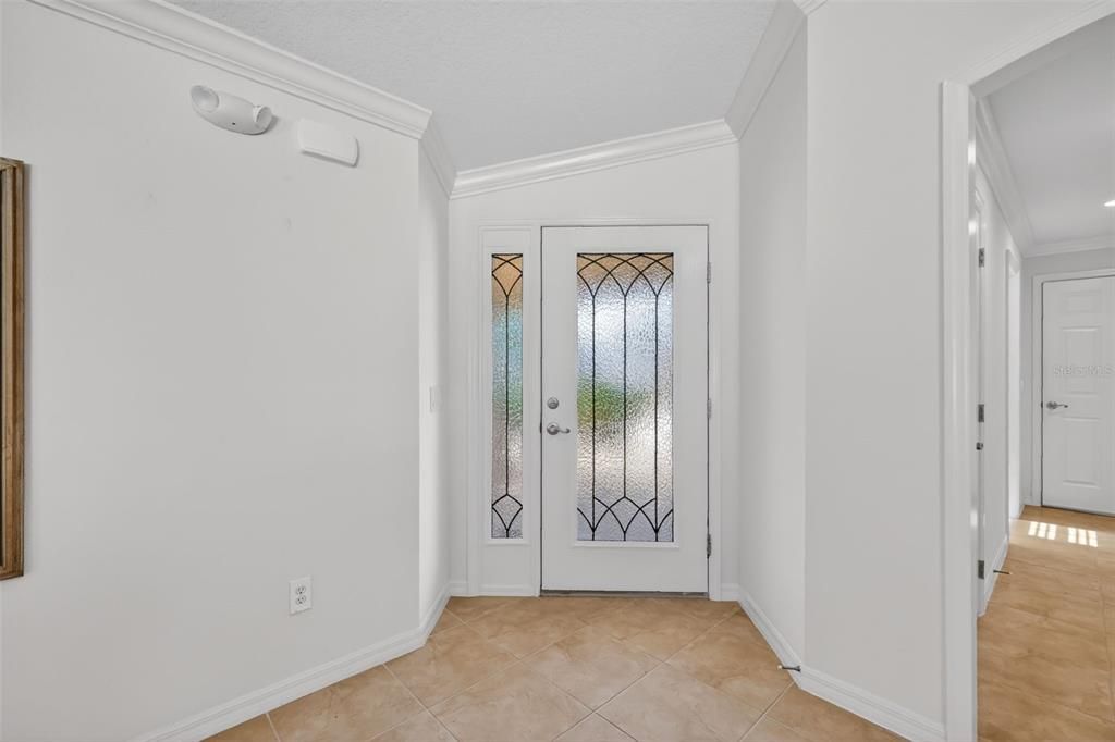 Active With Contract: $550,000 (3 beds, 2 baths, 1938 Square Feet)