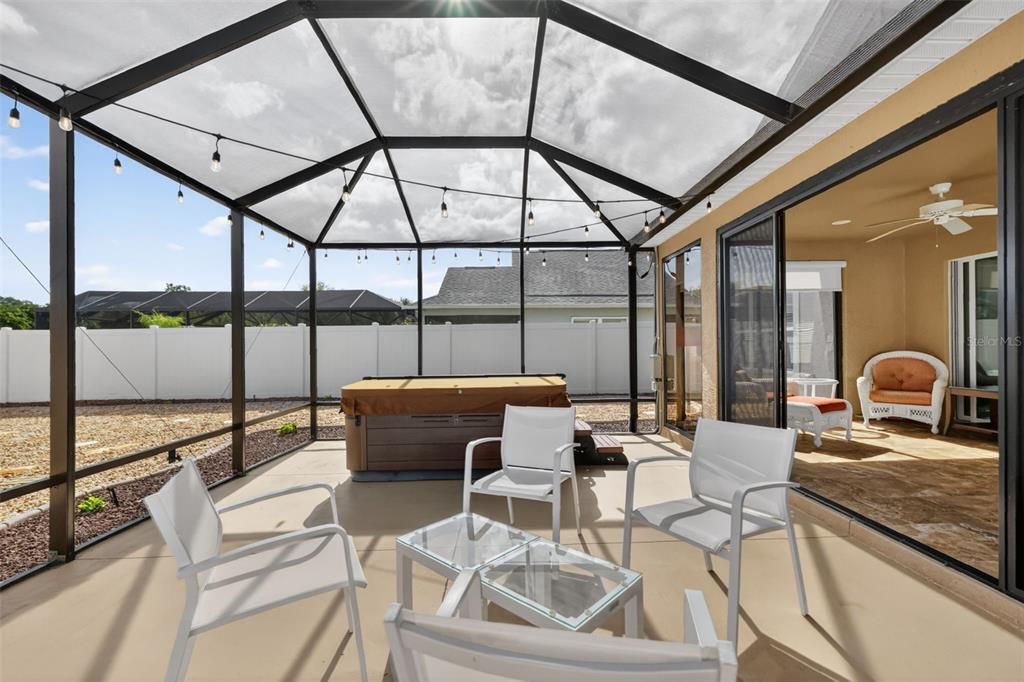 Active With Contract: $550,000 (3 beds, 2 baths, 1938 Square Feet)
