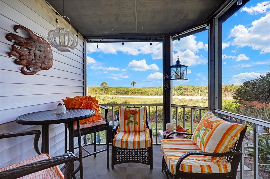 待售: $295,000 (1 贝兹, 1 浴室, 912 平方英尺)