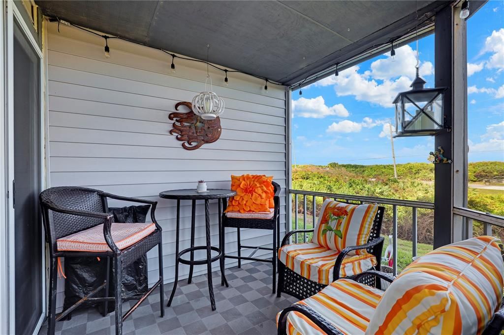 待售: $295,000 (1 贝兹, 1 浴室, 912 平方英尺)